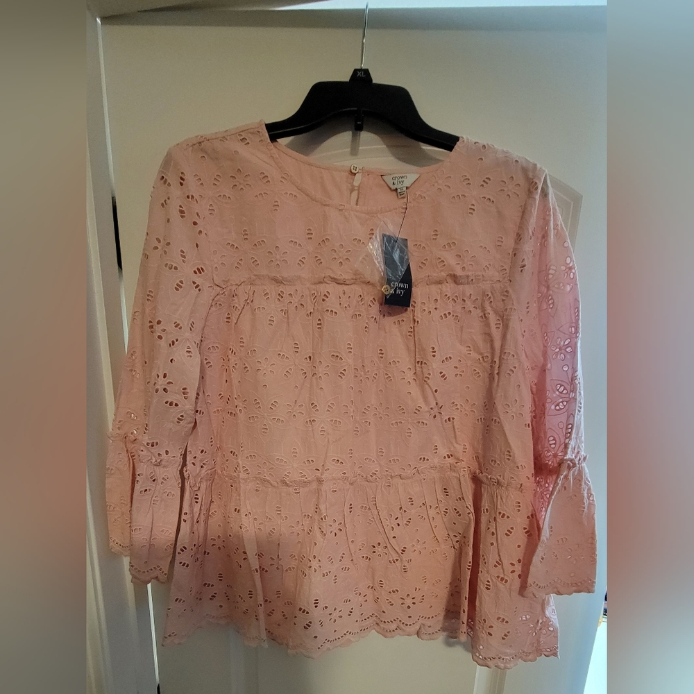 Women's 3/4 Bell Sleeve Layered Eyelet Solid blouse- Pink Size XL